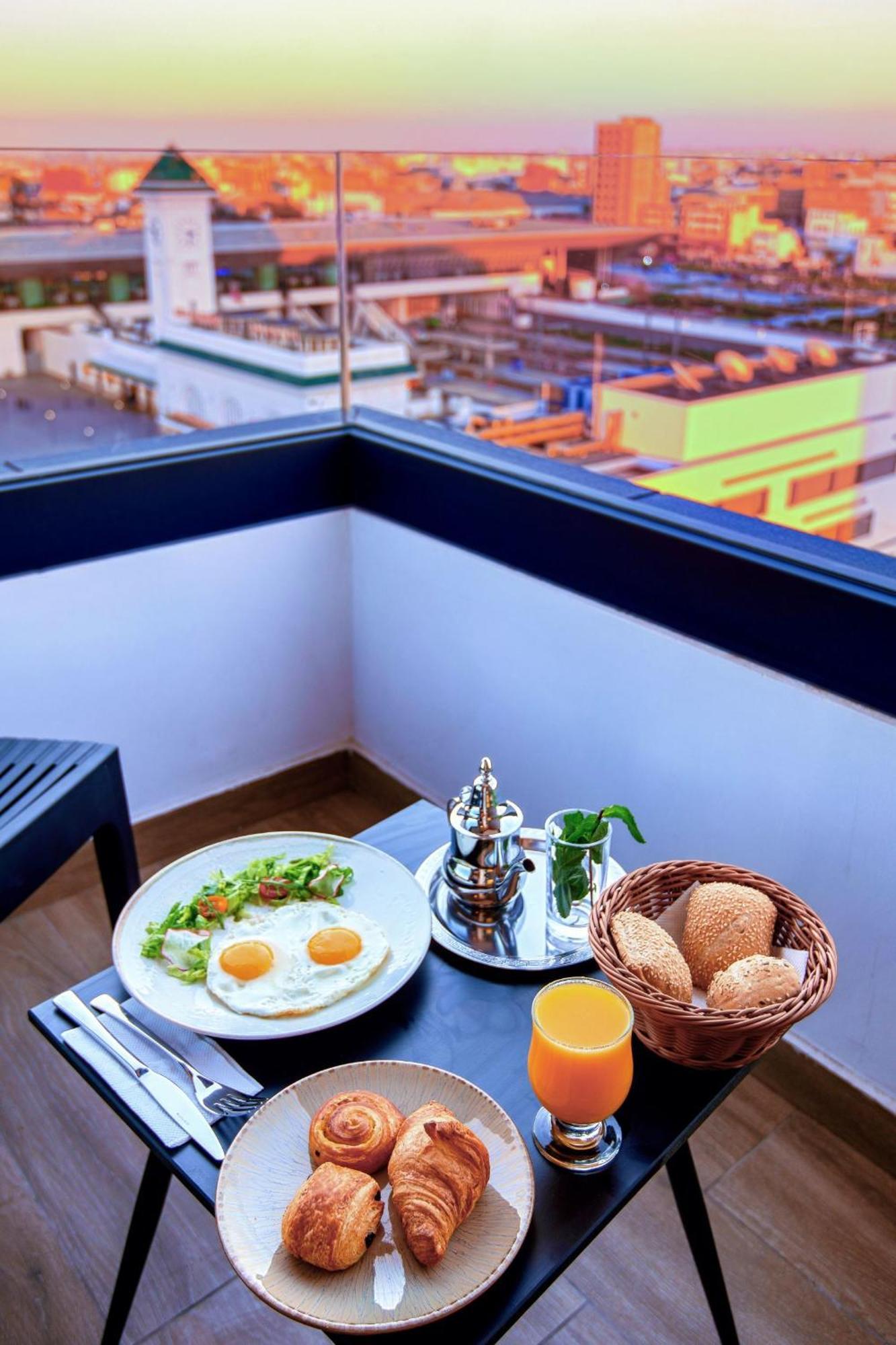 Aday Hotel Казабланка Екстериор снимка