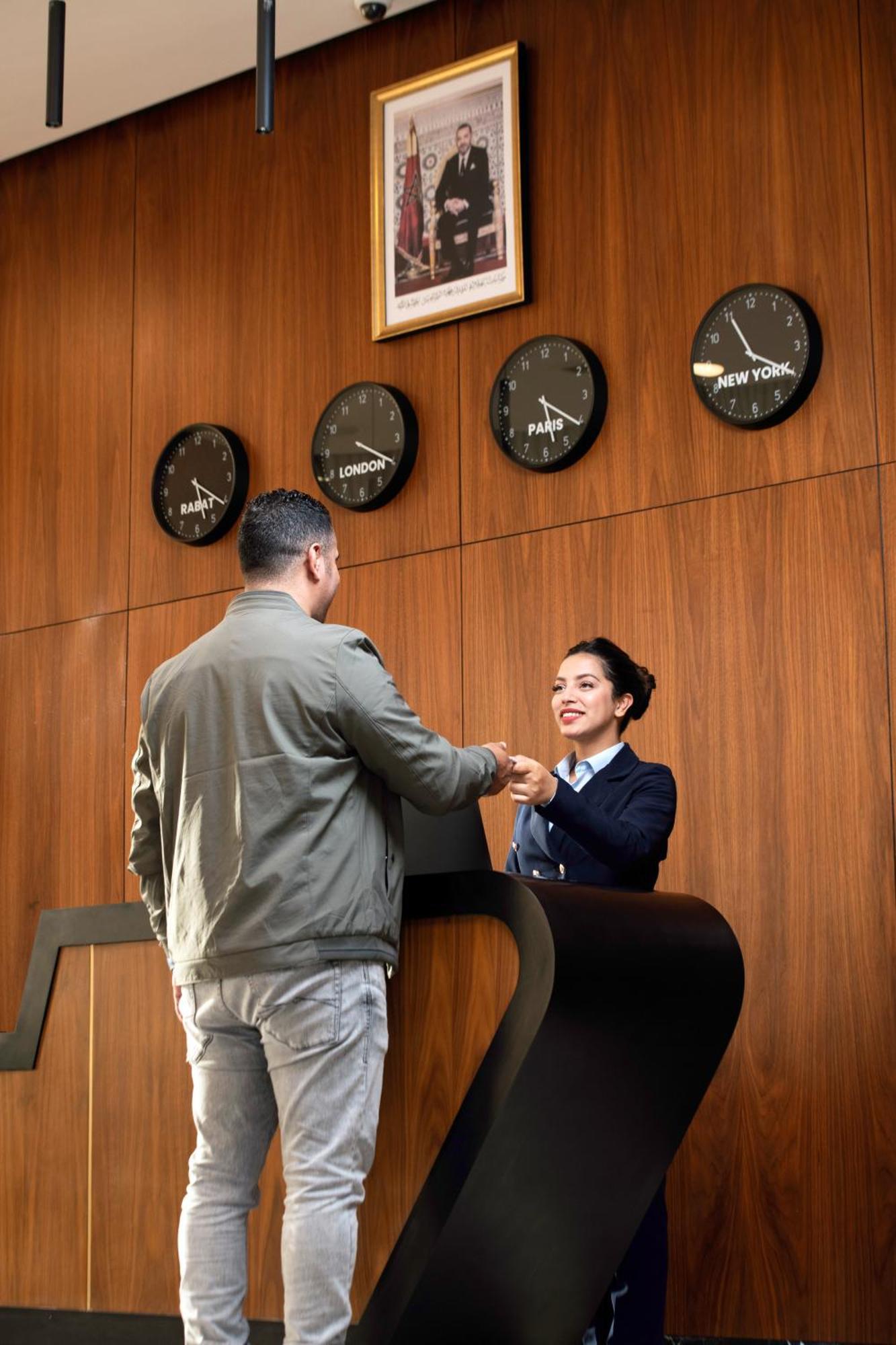 Aday Hotel Казабланка Екстериор снимка