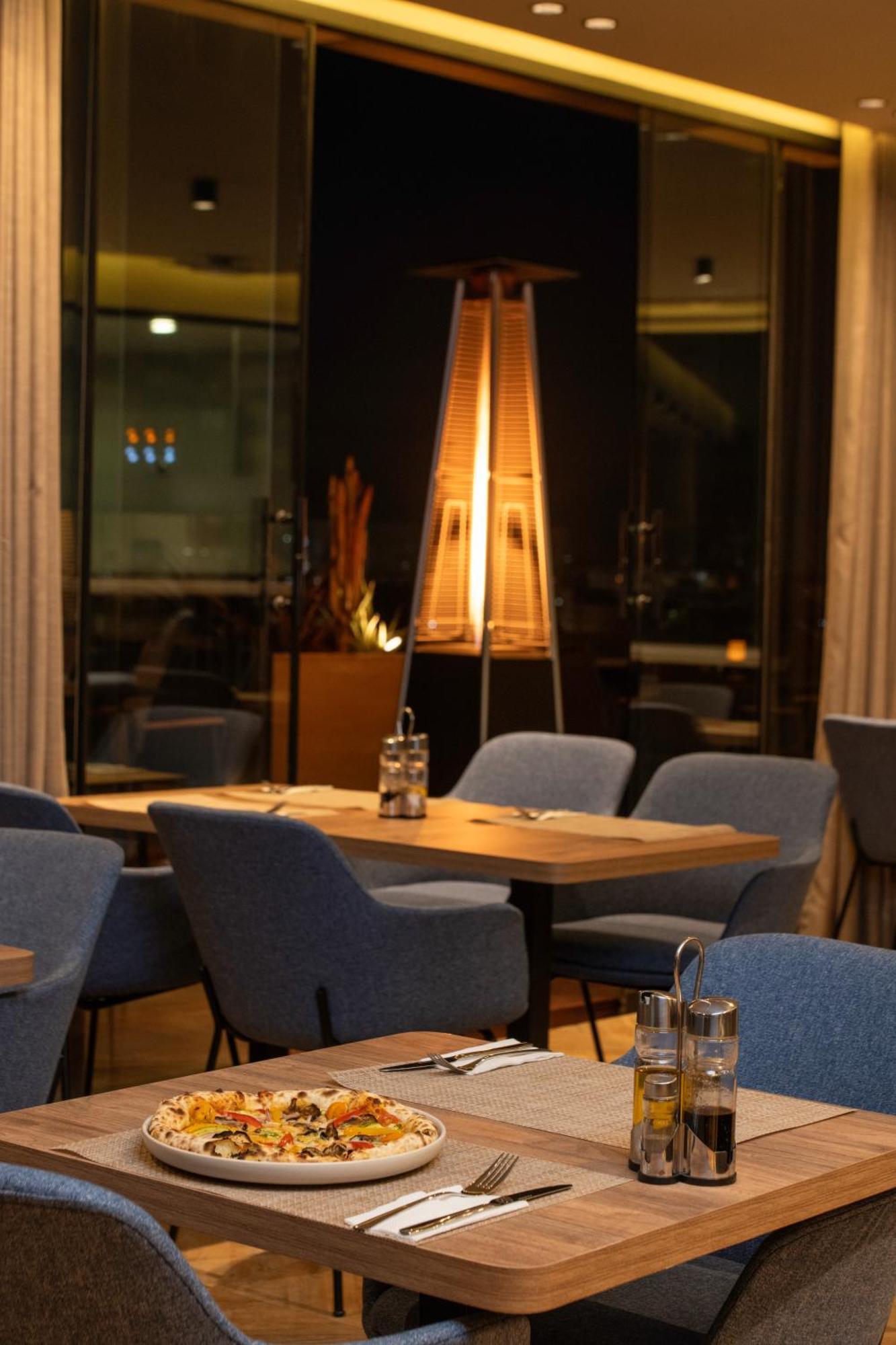 Aday Hotel Казабланка Екстериор снимка